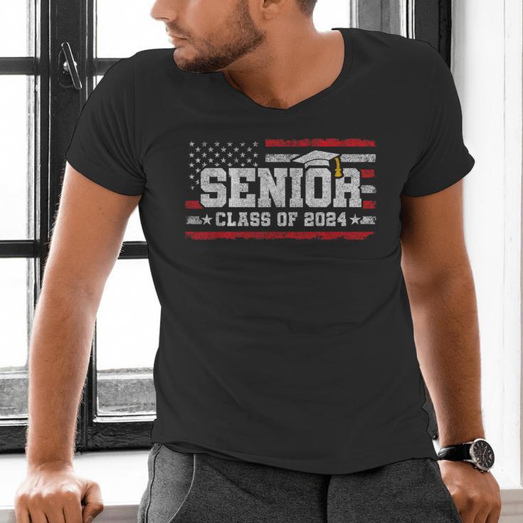 Senior Class 2024 Graduation American Flag Senior 2024 For Women Men Men's V-Neck T-Shirt