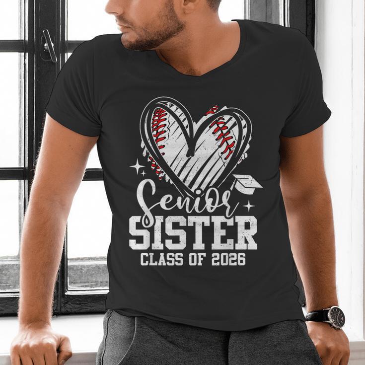 Senior Sister Class Of 2026 Baseball Graduation Heart Men's V-Neck T-Shirt