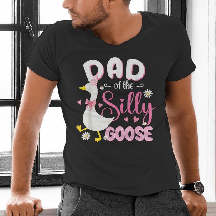 Silly Dad Goose Dad 1st Birthday Family Matching Party Men's V-Neck T-Shirt