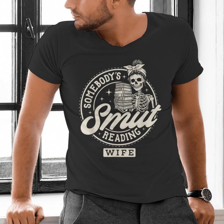 Smut Book Reader Spicy Romance Somebody's Smut Reading Wife Men's V-Neck T-Shirt Smut Book Reader Spicy Romance Somebody's Smut Reading Wife Men's V-Neck T-Shirt