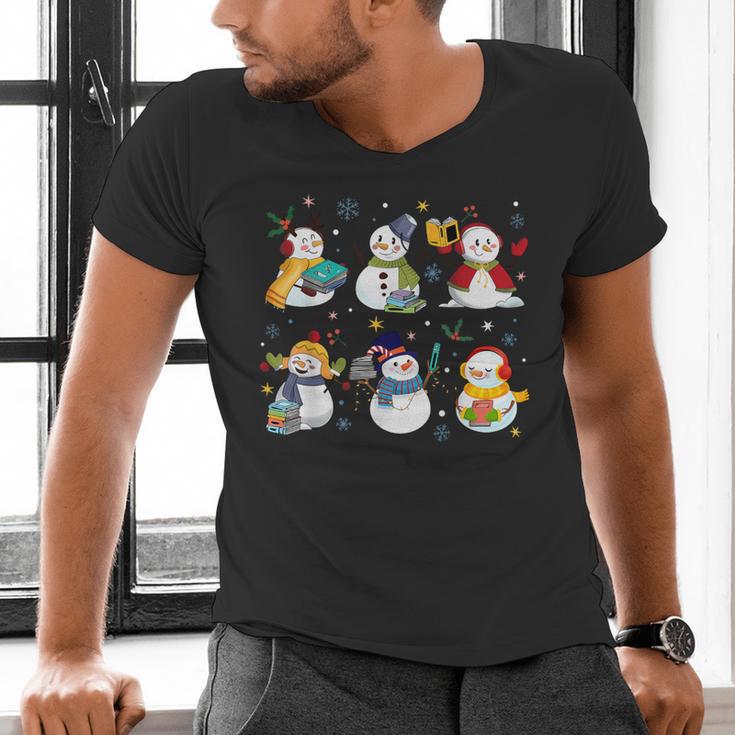 Snowman Reading Books Teacher Christmas Librarian Bookworm Men's V-Neck T-Shirt