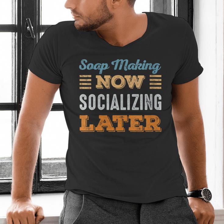 Soap Making Now Minimal Socializing Introvert Vintage Men's V-Neck T-Shirt