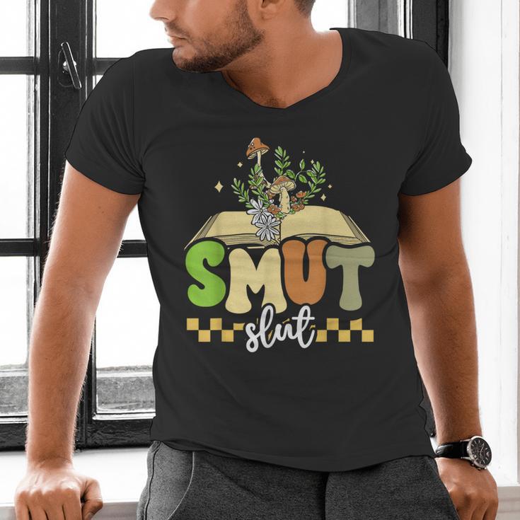 Spicy Book Lover Smut Slut Romance Reading Librarian Men's V-Neck T-Shirt