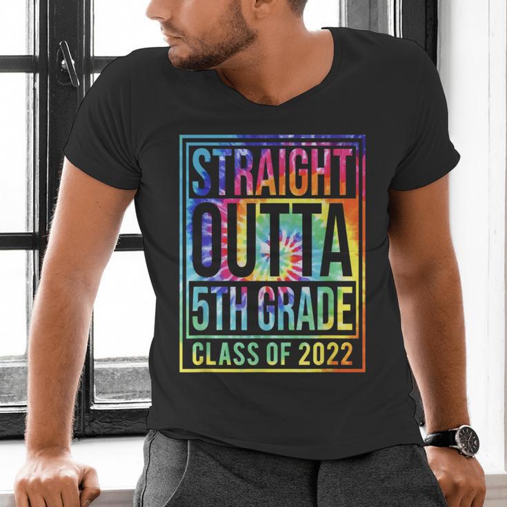 Straight Outta 5th Grade Class Of 2022 School Graduation Men's V-Neck T-Shirt