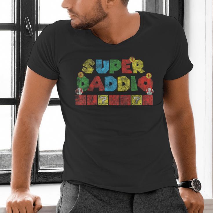 Super Daddio Retro Gamer Dad Style Men's V-Neck T-Shirt