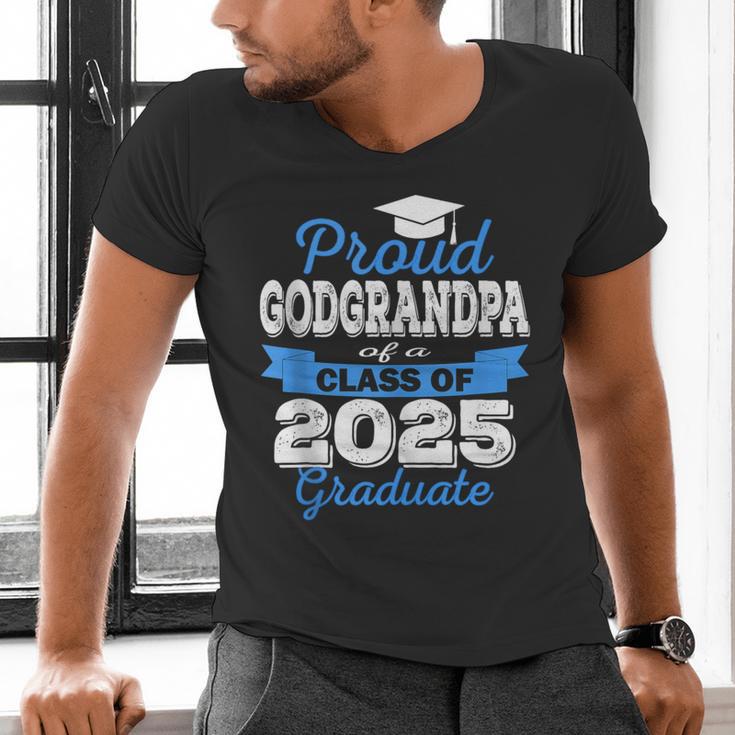 Super Proud GodGrandpa Of 2025 Graduate Graduation Family Men's V-Neck T-Shirt