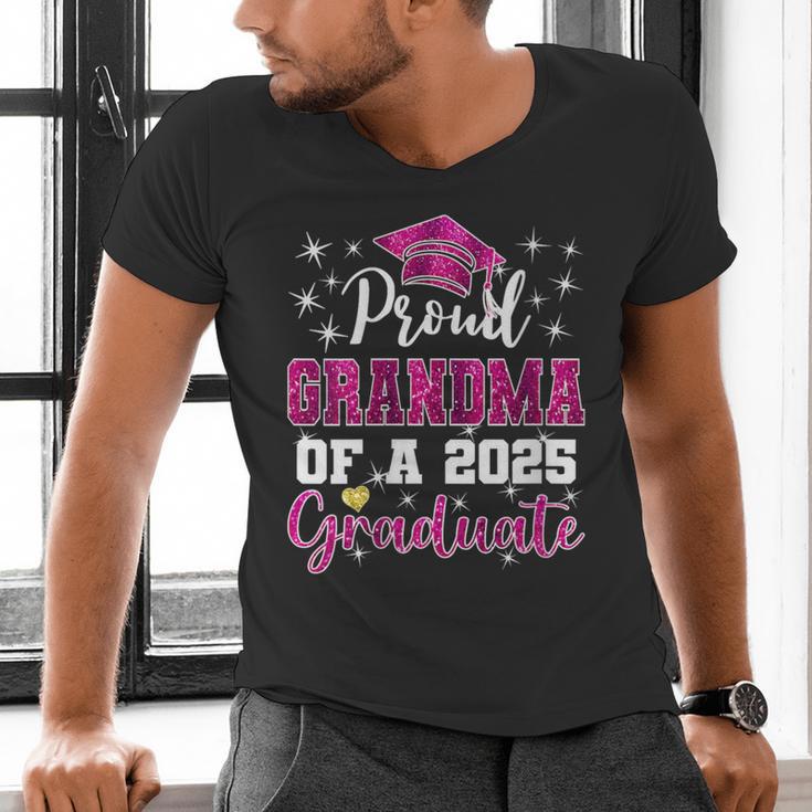 Super Proud Grandma Of 2025 Graduate Graduation Family Men's V-Neck T-Shirt