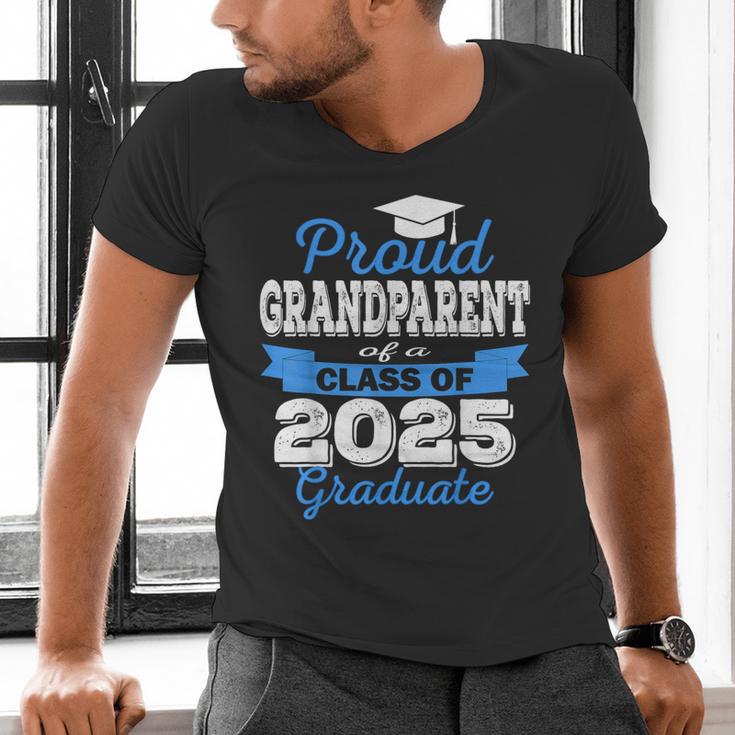 Super Proud Grandparent Of 2025 Graduate Graduation Family Men's V-Neck T-Shirt