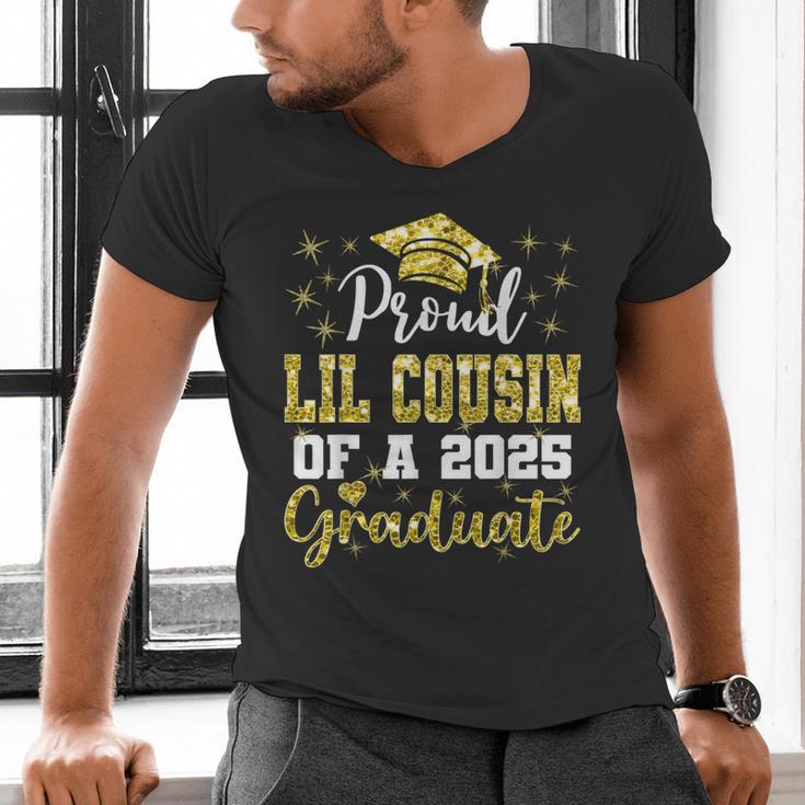 Super Proud Little Cousin Of 2025 Graduate Graduation Family Men's V-Neck T-Shirt