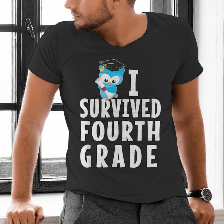 I Survived Fourth Grade Graduation Kids Owl Grad Men's V-Neck T-Shirt