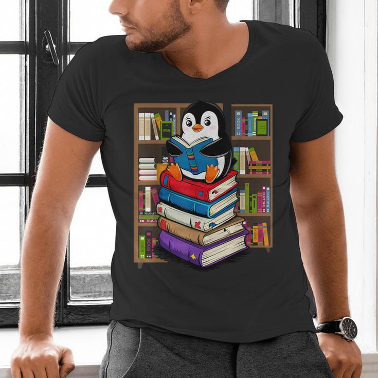 Teacher Librarian Kawaii Penguin Book Lover Penguin Men's V-Neck T-Shirt