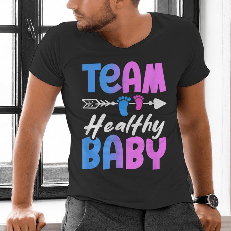 Team Healthy Baby Gender Reveal Pregnancy Mom Dad Men's V-Neck T-Shirt