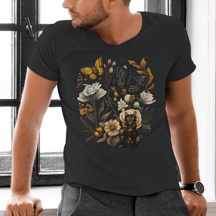 Tortie Cat Owner Flowers Tortie Cat Mom Tortie Cat Dad Men's V-Neck T-Shirt