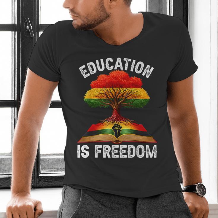 History Education Is Freedom Books Black History Men's V-Neck T-Shirt
