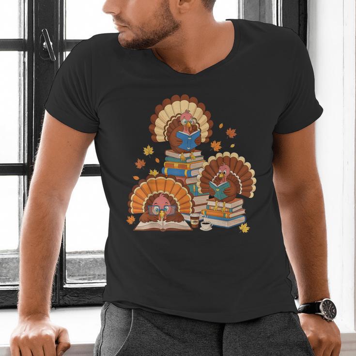 Turkey Read Books Reading Fall Thanksgiving Teacher Men's V-Neck T-Shirt