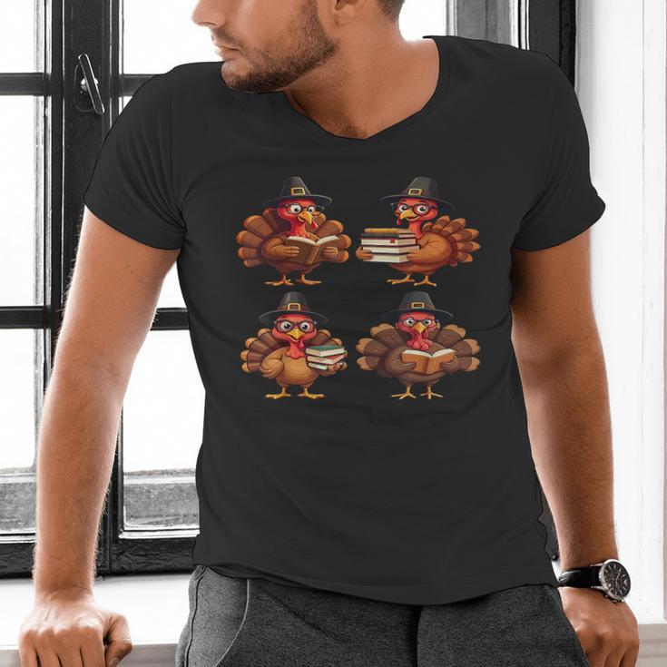 Turkey Reading Books Shirt Thanksgiving Turkey Bookworm Men's V-Neck T-Shirt