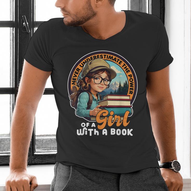 Never Underestimate The Power Of a Girl With a Book Reading Men's V-Neck T-Shirt