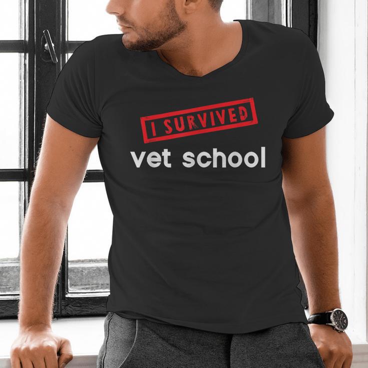 Vet School Tech Graduation Future Veternarians I Survived Men's V-Neck T-Shirt