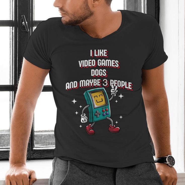 I Like Video Games Dogs And Maybe 3 People Gamer Introvert Men's V-Neck T-Shirt