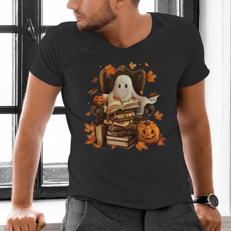 Vintage Ghost Book Reading Pumpkin Gothic Halloween Teachers Men's V-Neck T-Shirt