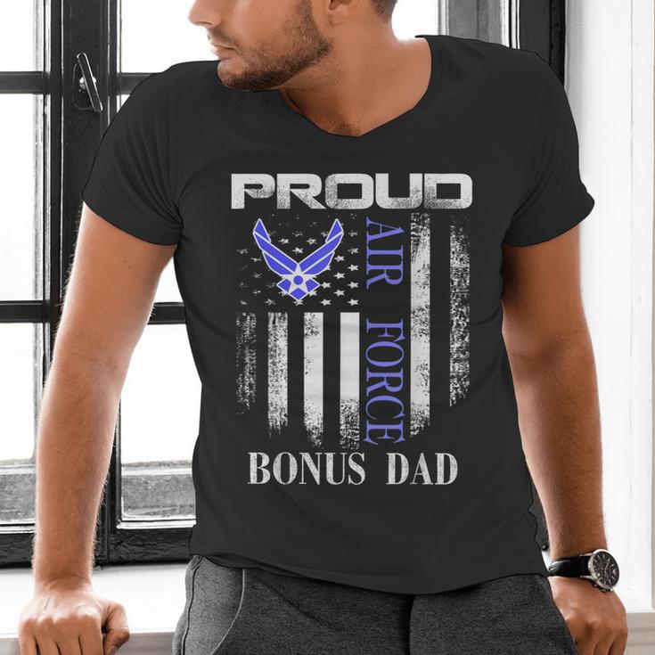 Vintage Proud Air Force Bonus Dad With American Flag Men's V-Neck T-Shirt