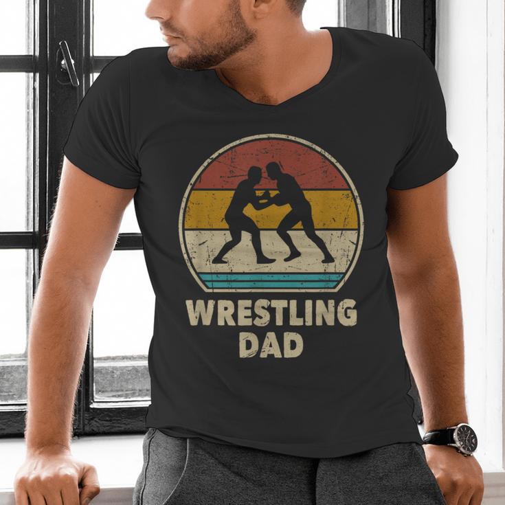 Wrestling Dad Vintage Wrestling Retro Wrestling Lover Men's V-Neck T-Shirt