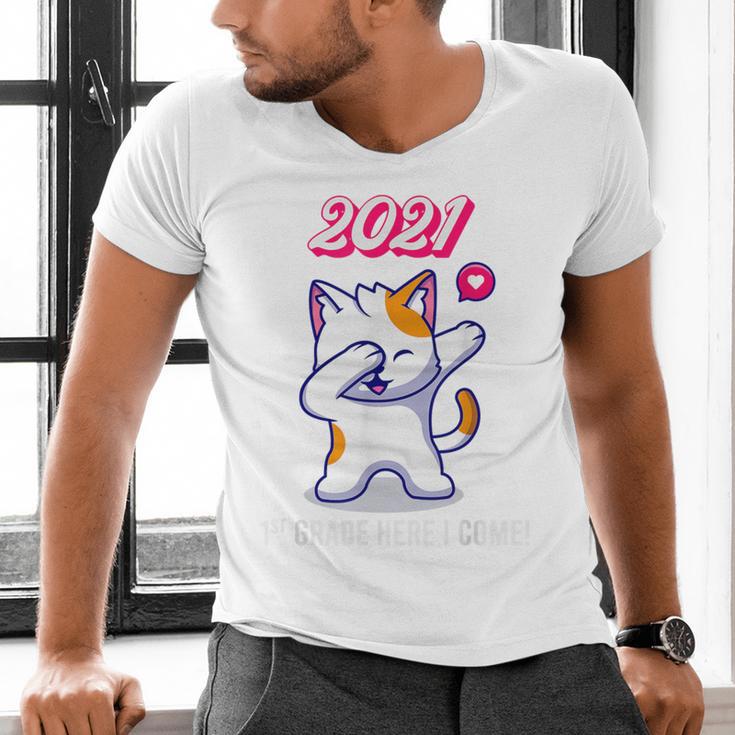 2021 Kindergarden Graduation Celebration Dapping Cat For Men Women Kids Men's V-Neck T-Shirt