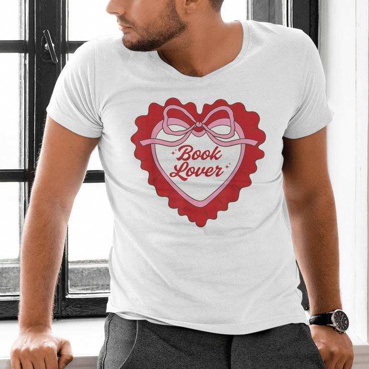 Book Lover Men's V-Neck T-Shirt