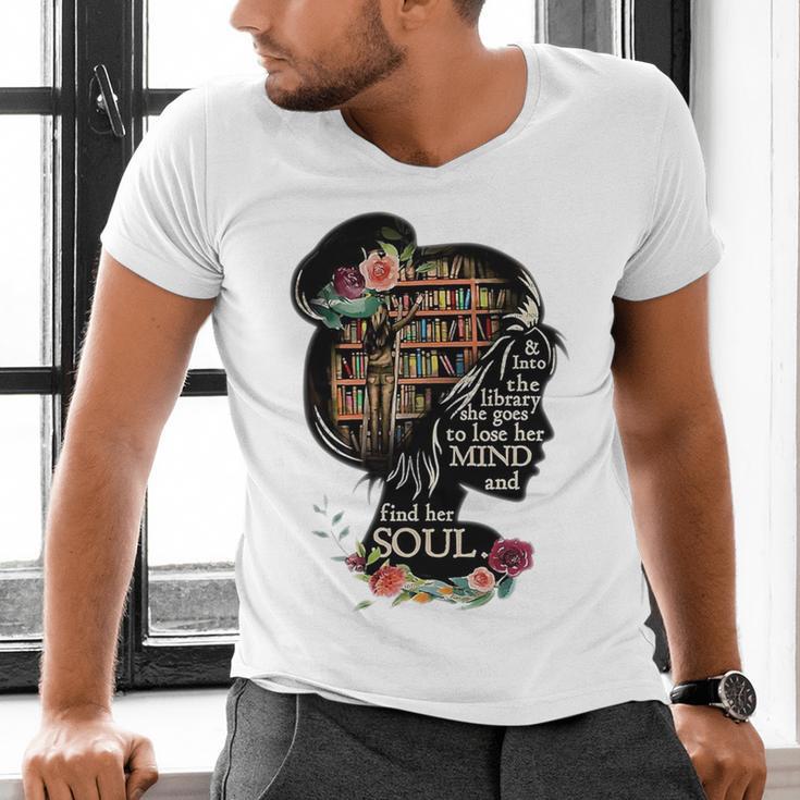 Book Reading Bookworm Book Lover Women Kids Girls Librarian Men's V-Neck T-Shirt