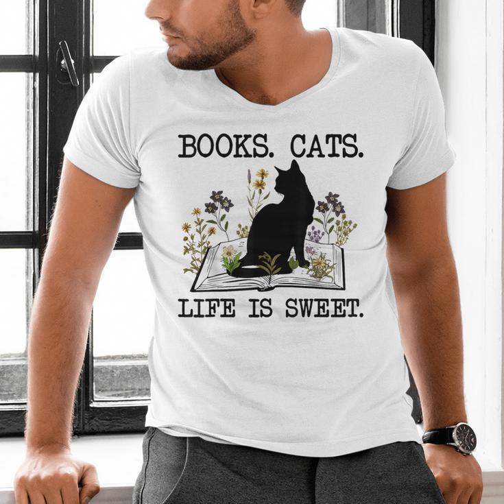 Books Cats Life Is Sweet Cat Book Lover Men Women Teen Men's V-Neck T-Shirt