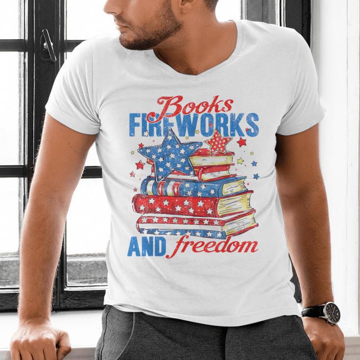 Books Fireworks And Freedom 4th Of July Book Lover Men's V-Neck T-Shirt