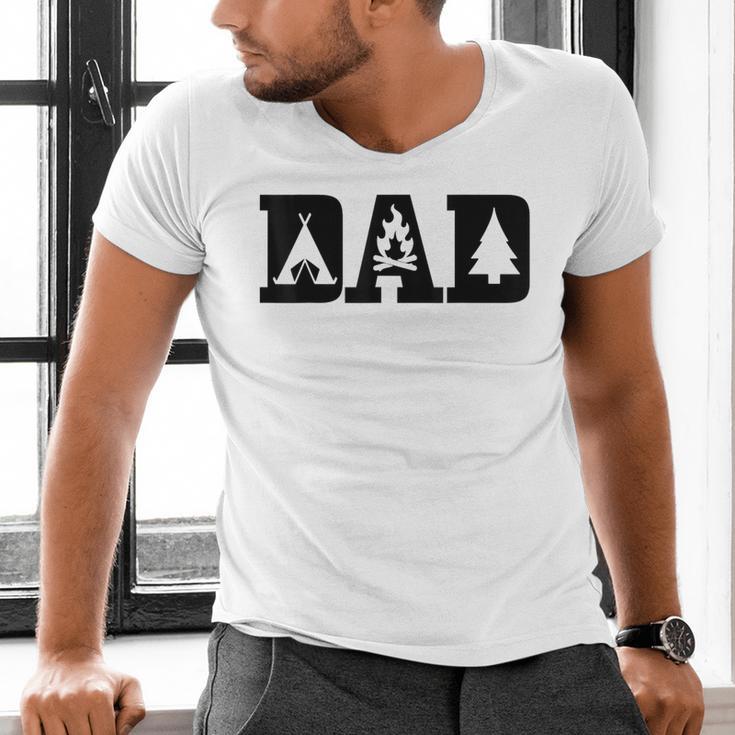 Camping Dad Father's Day Outdoor Bushcraft Camper Men's V-Neck T-Shirt