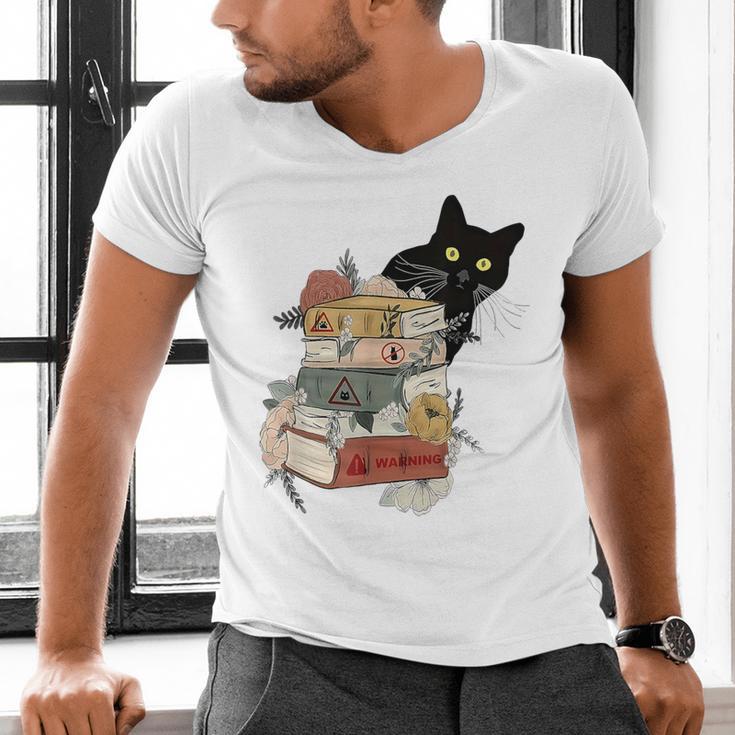 Cat And Books Flowers Reading Club Cat Lover Bookworm Men's V-Neck T-Shirt