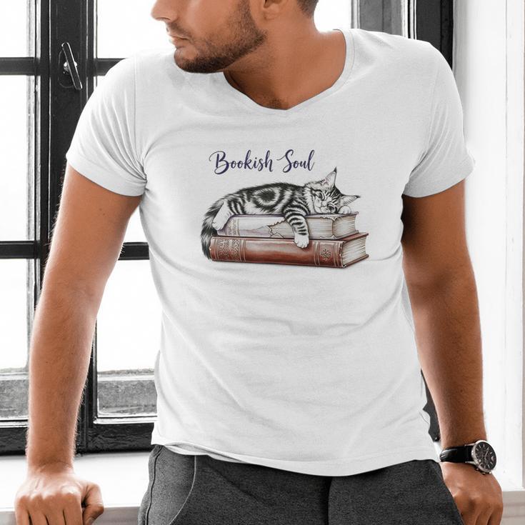 Cat Life Books And Cats Cat Lover Cat Mom Book Lovers Men's V-Neck T-Shirt