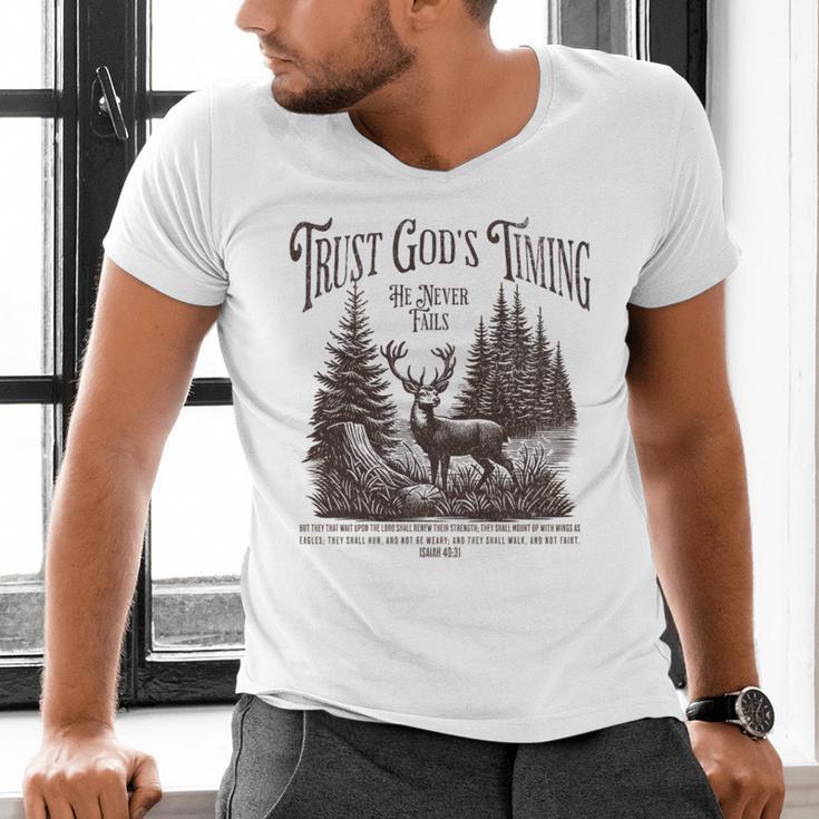 Christian Jesus Bible Verse Deer Elk Buck Hunting Dad Hunter Men's V-Neck T-Shirt