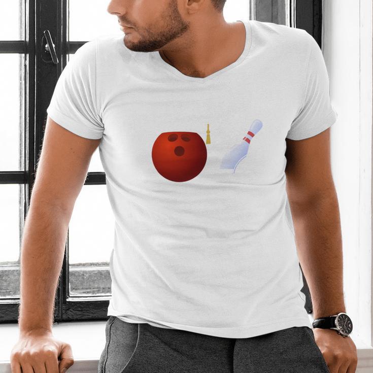Class Of 2022 Graduation For Him Her Bowling Sports Men's V-Neck T-Shirt