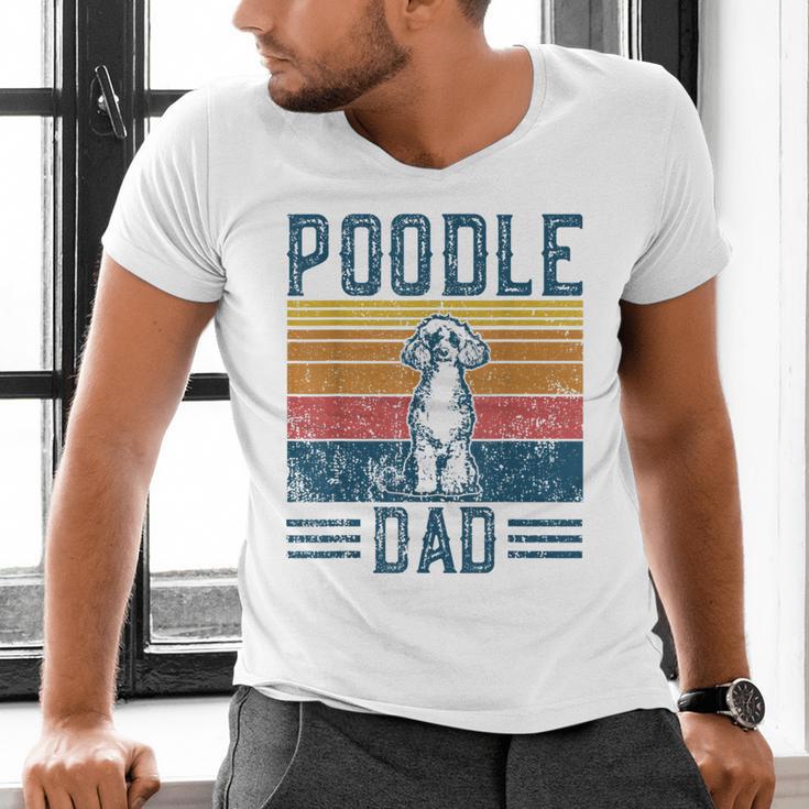 Dog Dad Vintage Poodle Dad Men's V-Neck T-Shirt