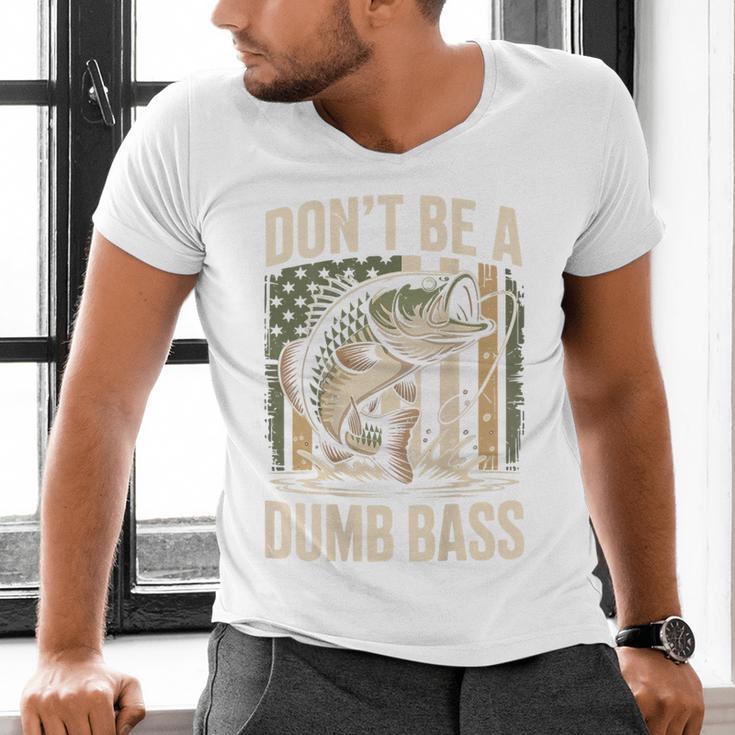 Don't Be A Dumb Bass Fish Camo American Flag Dad Jokes Men's V-Neck T-Shirt