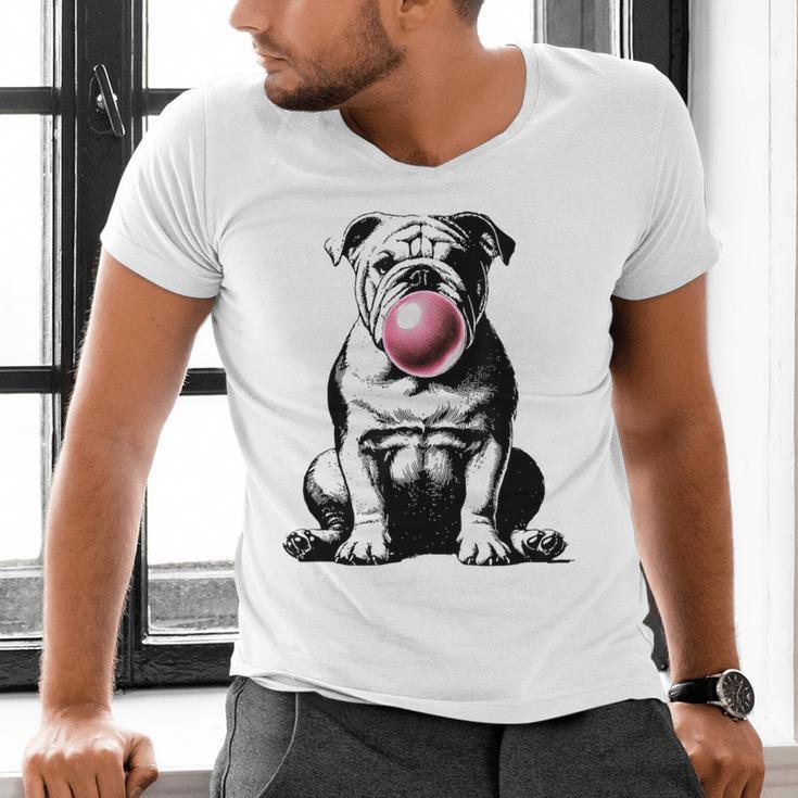 English Bulldog Bubble Gum Vintage Dog Mom Pet Dad Men's V-Neck T-Shirt