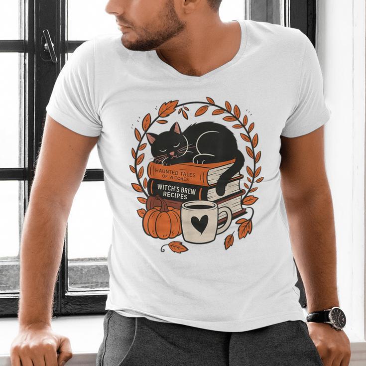 Fall Book Teacher Cat Books Halloween Autumn Librarian Men's V-Neck T-Shirt