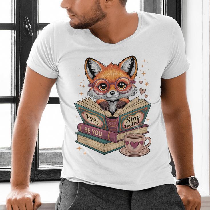Fox Read Books Be Kind Stay Weird Reader Cute Nerd Bookworm Men's V-Neck T-Shirt Fox Read Books Be Kind Stay Weird Reader Cute Nerd Bookworm Men's V-Neck T-Shirt