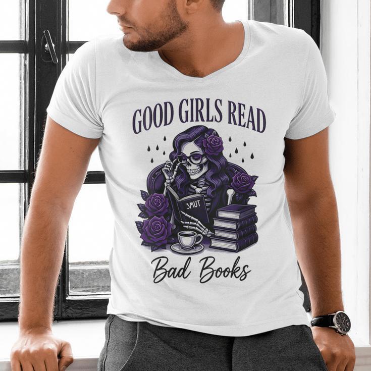 Good Girls Read Bad Books Sarcastic Skeleton Goth Skull Men's V-Neck T-Shirt