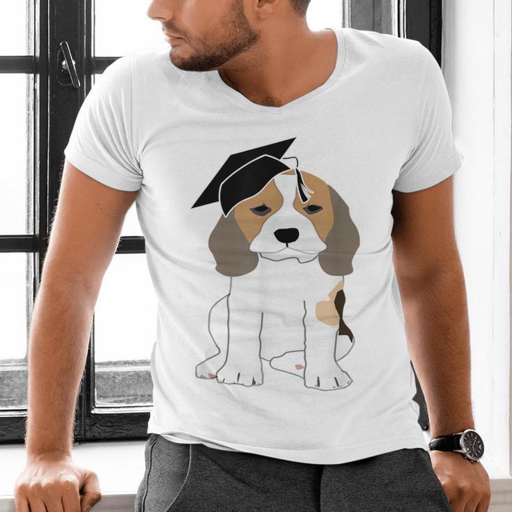 Graduation Beagle Dog 2017 Graduate Graduation Tee Men's V-Neck T-Shirt