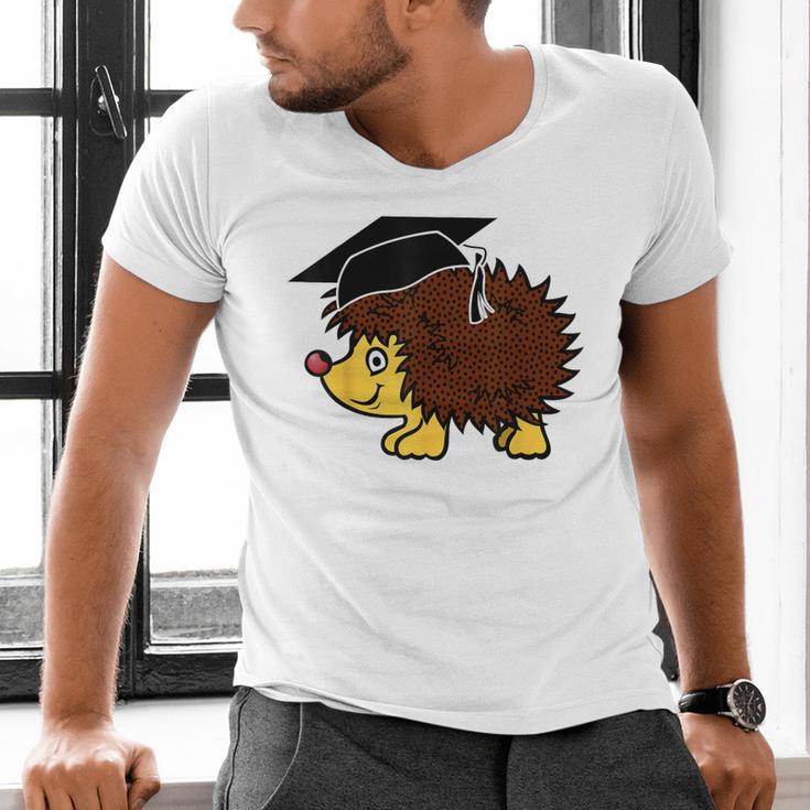 Graduation Hedgehog 2017 Graduate Graduation T-Shirt Men's V-Neck T-Shirt