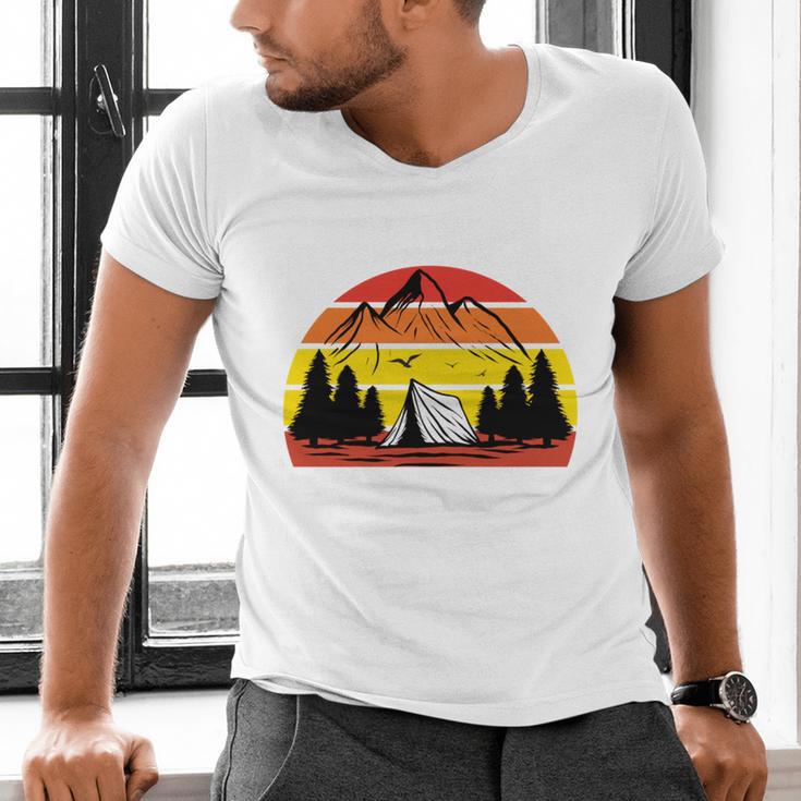 I Hate People That's Why I Camp Camper Meme Introvert Men's V-Neck T-Shirt