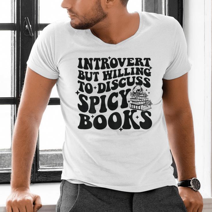 Introvert But Willing To Discuss Spicy Books Men's V-Neck T-Shirt