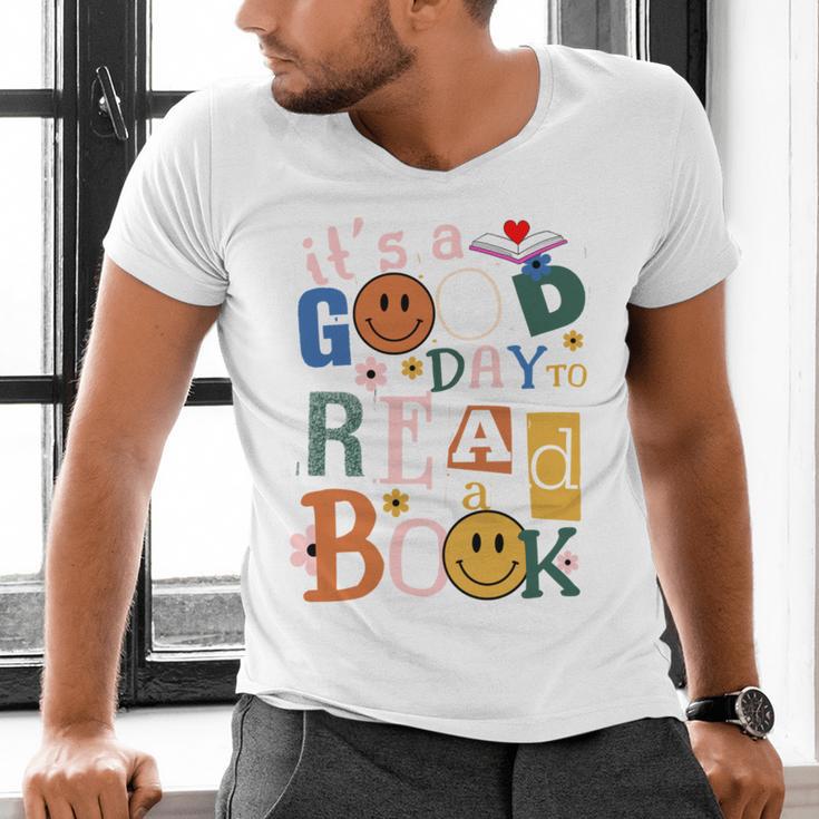 Its a Good Day To Read a Book Lovers Library Reading Women Men's V-Neck T-Shirt