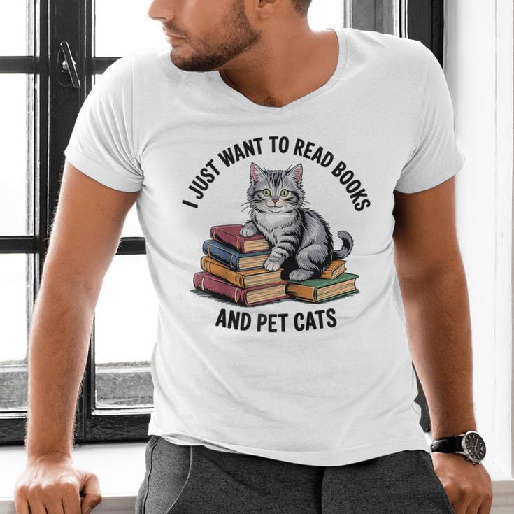 I Just Want To Read Books And Pet Cats Raglan Baseball Tee Men's V-Neck T-Shirt