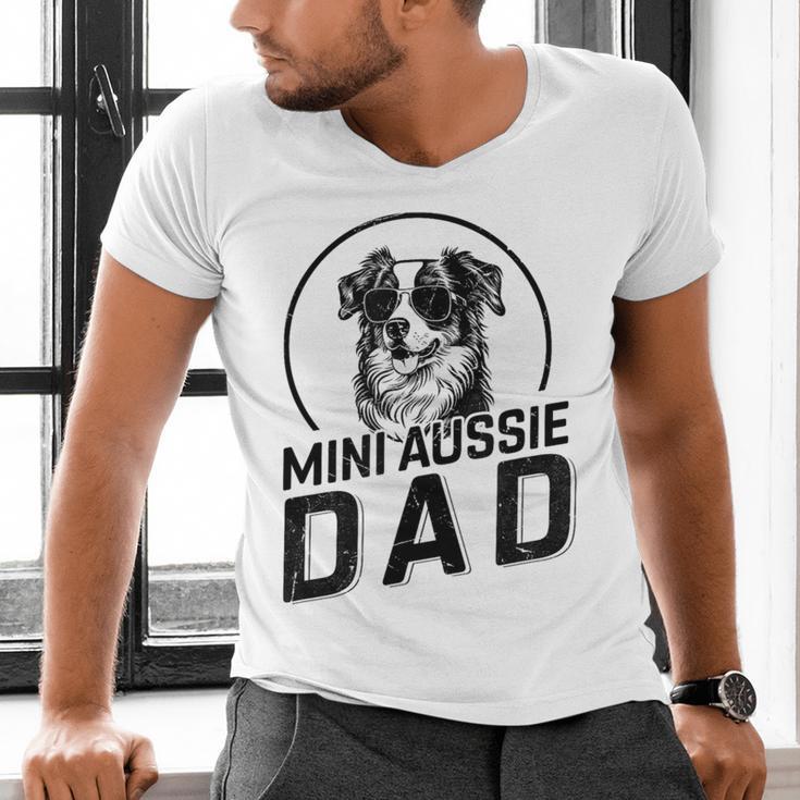 Mini Aussie Dad Dog Owner For Men Dad Christmas Men's V-Neck T-Shirt
