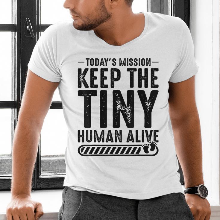 New Dad Est Keep Tiny Human Alive First Time Father's Day Men's V-Neck T-Shirt